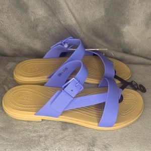 Crocs Tulum Toe Post Sandal - bluish/purple